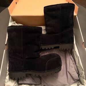 Balenciaga Alaska Low Boots